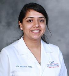 Headshot of Sana Qureshi, MBBS